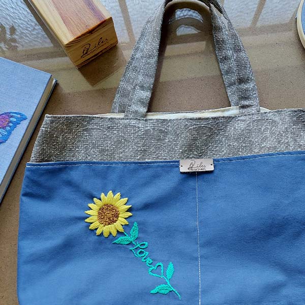 Toten bag love Girasol Ateliê-Liles-Designer bordado livre