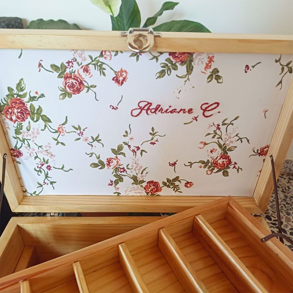 organize-suas-meadas-com-caixa-e-bordado-personalizado