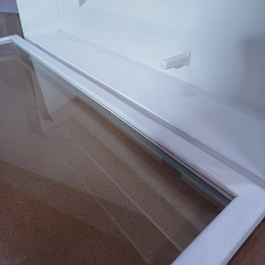 Caixa-vitrine-para-violine-tampa-em--vidro-Liles-Designer