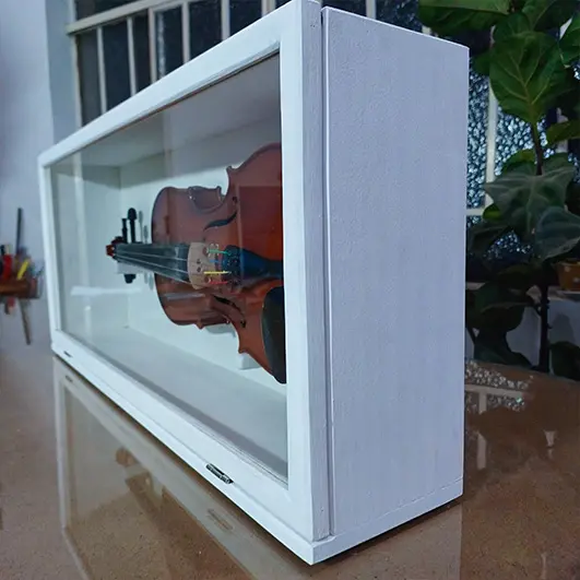 Caixa-vitrine-para-violino-em-Madeira-Liles-Designer