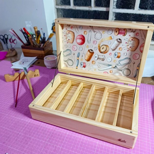 organizador-de-meadas-de-linha-para-bordadeira
