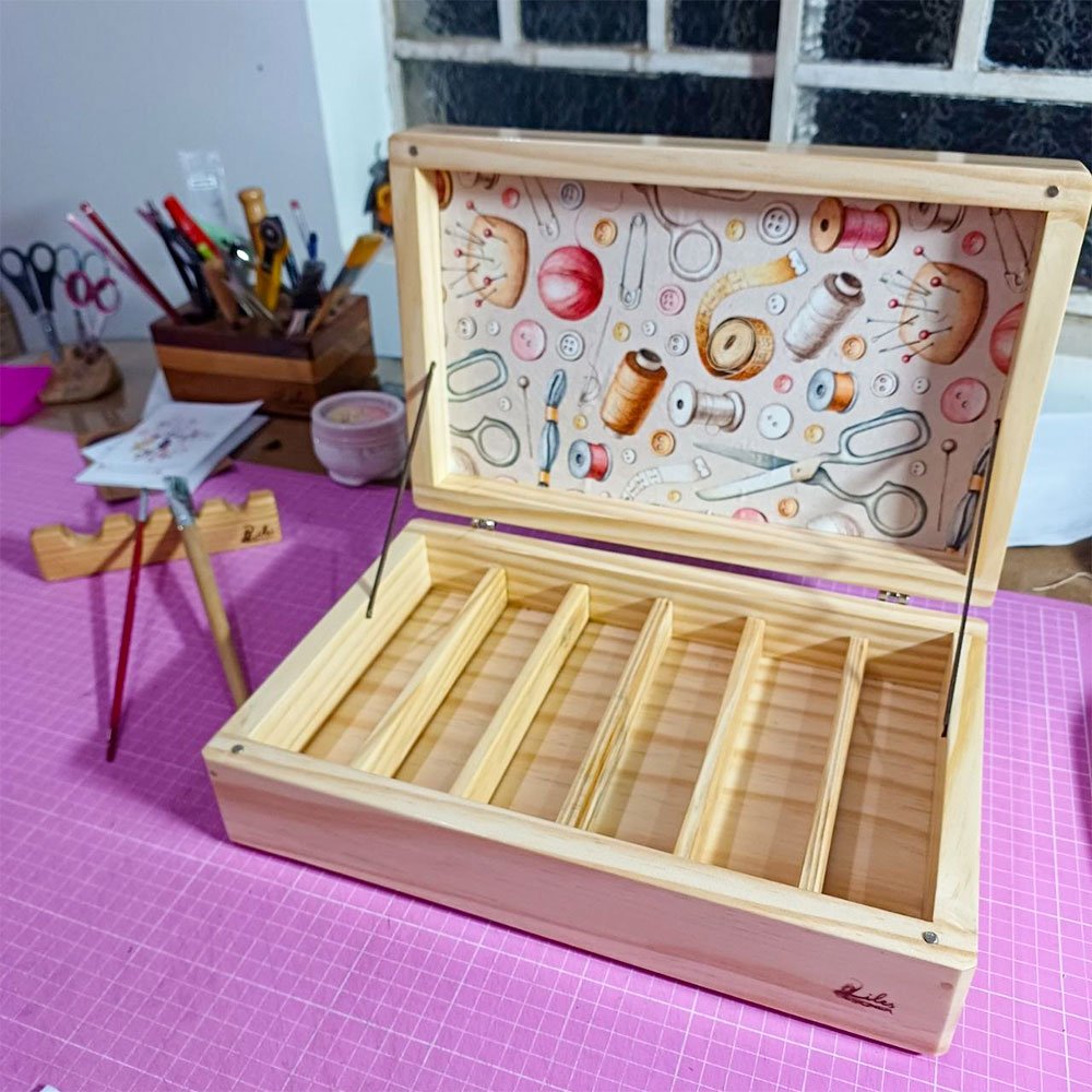 organizador-de-meadas-de-linha-para-bordadeira